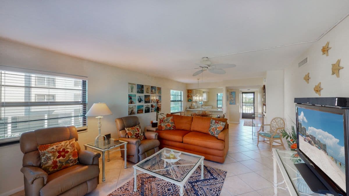 Seaview 210 oceanfront view